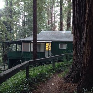 Meet your Posher, Zineb